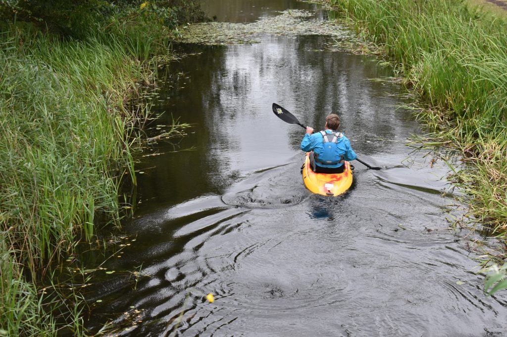 Canoe on Tennant