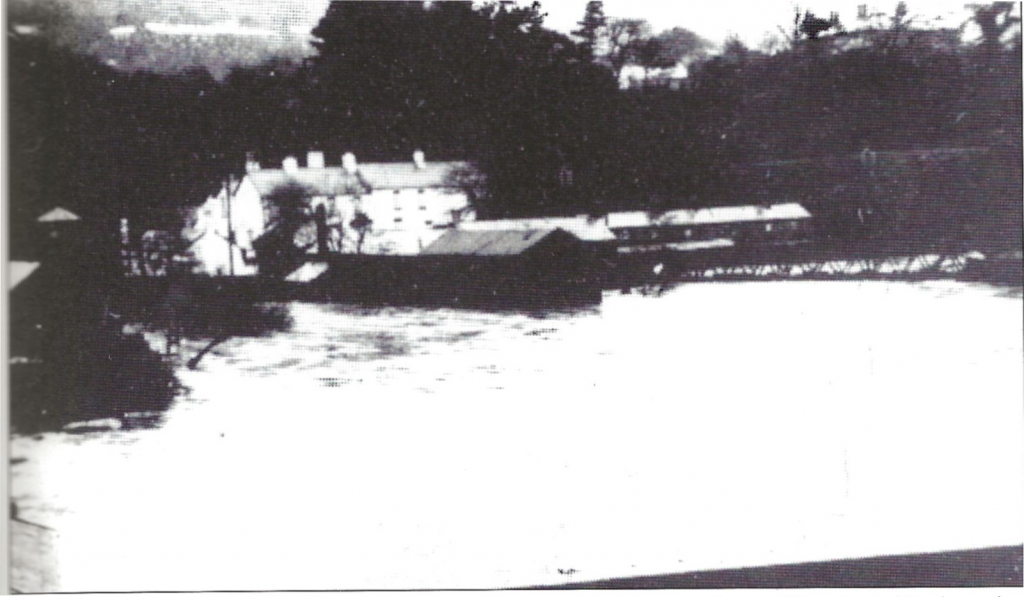 Aberdulais Flooding 1910. This village was no stranger to floods and was sometimes known as Little Venice.