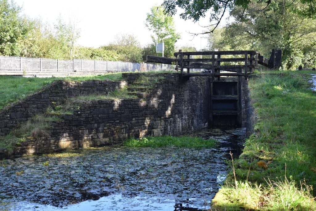 The Neath Canal Resolven